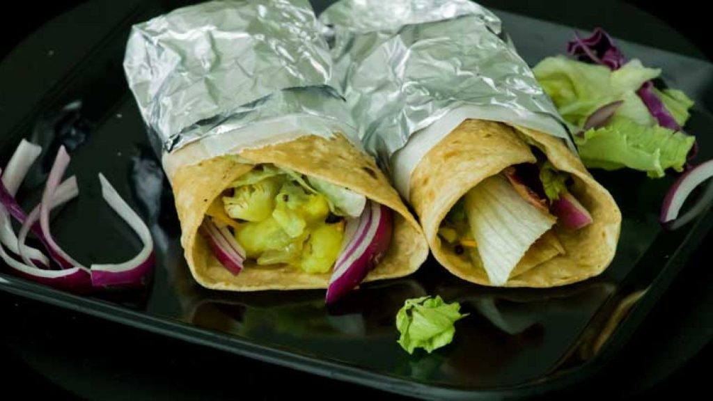 How To Prepare Aloo Wrap At Home In Few Simple Steps