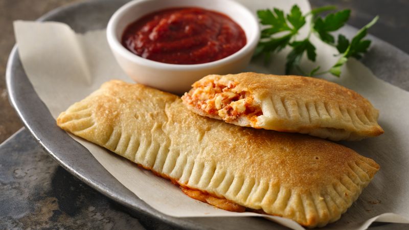 How To Prepare The Yummylicious Cheese Calzone Pockets